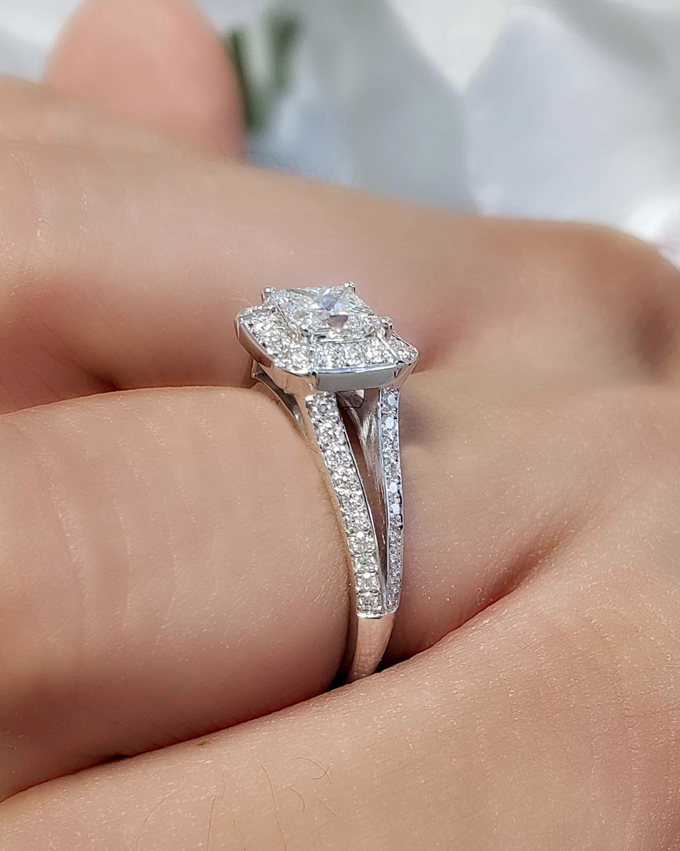 Split shank halo princess cut engagement rings hotsell