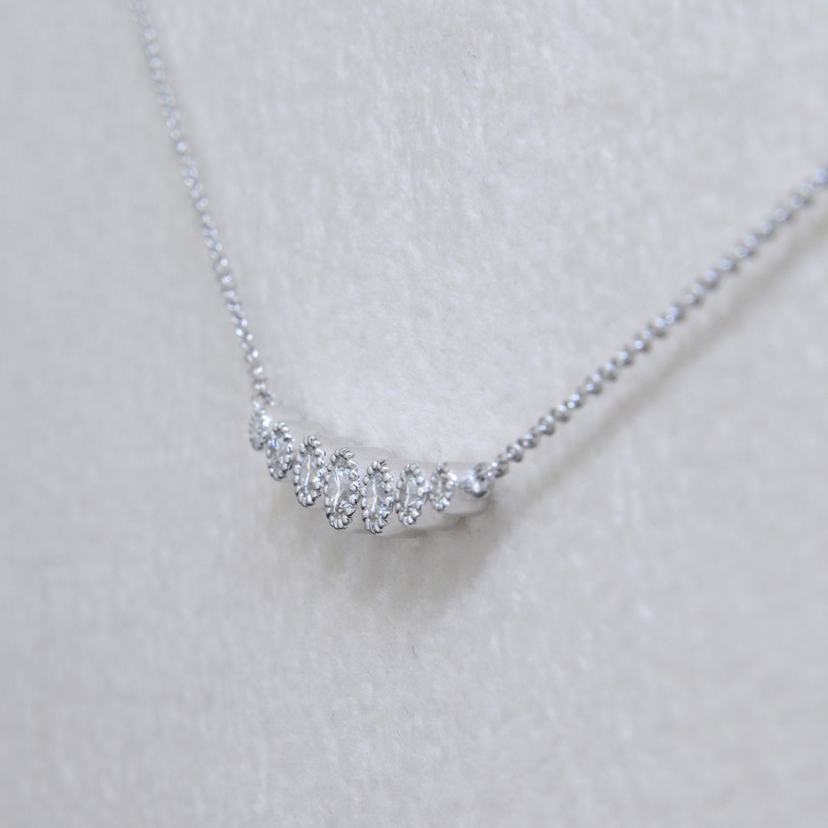 7 Diamond Pendant Necklace | Diamond Mansion