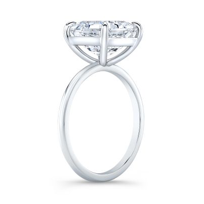DAINTY SOLITAIRE