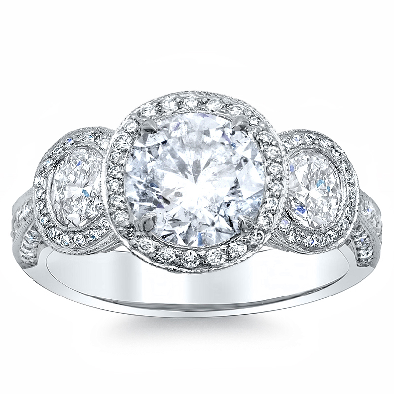 Round cut 3-Stone Set Natural Diamond Engagement Ring